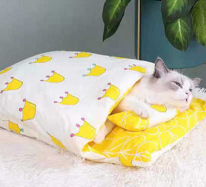 Cat Sleeping Bag - Semi Closed Cat Mattress - Washable bed