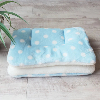 Warm Soft Fleece Pet Mat -Travel Mat Cat  Dog  Puppy Cushion -Pet Pad Dog Bed  - Size for Small And Large Dogs