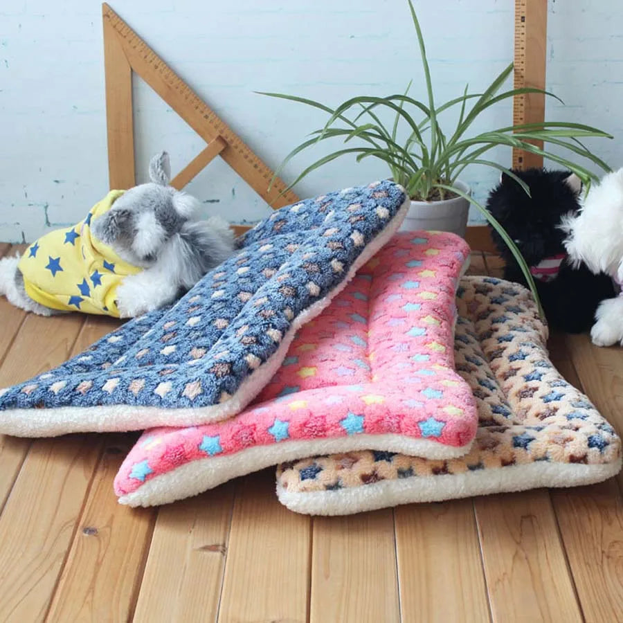 Warm Soft Fleece Pet Mat -Travel Mat Cat  Dog  Puppy Cushion -Pet Pad Dog Bed  - Size for Small And Large Dogs
