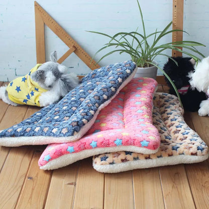 Warm Soft Fleece Pet Mat -Travel Mat Cat  Dog  Puppy Cushion -Pet Pad Dog Bed  - Size for Small And Large Dogs