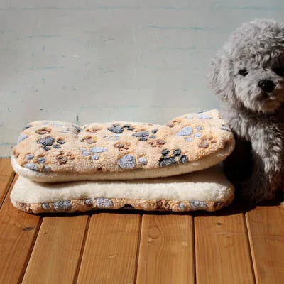 Warm Soft Fleece Pet Mat -Travel Mat Cat  Dog  Puppy Cushion -Pet Pad Dog Bed  - Size for Small And Large Dogs