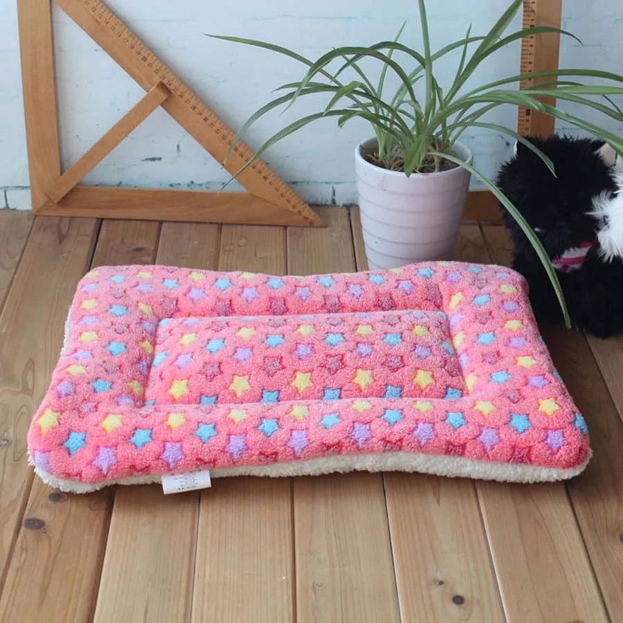 Warm Soft Fleece Pet Mat -Travel Mat Cat  Dog  Puppy Cushion -Pet Pad Dog Bed  - Size for Small And Large Dogs
