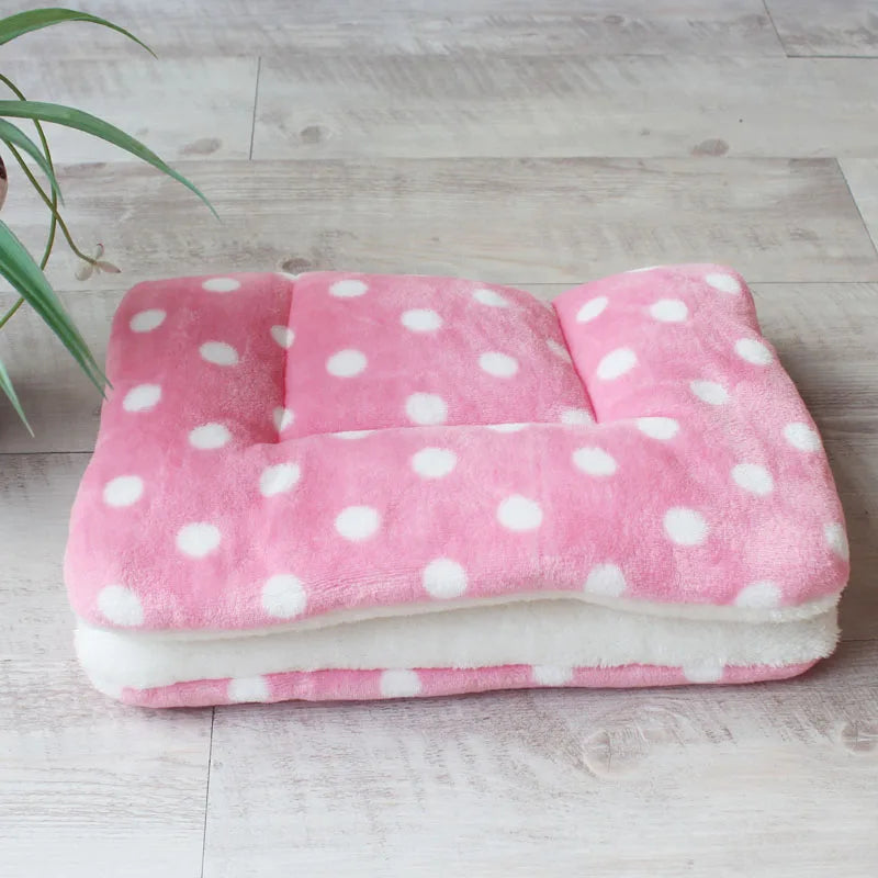 Warm Soft Fleece Pet Mat -Travel Mat Cat  Dog  Puppy Cushion -Pet Pad Dog Bed  - Size for Small And Large Dogs
